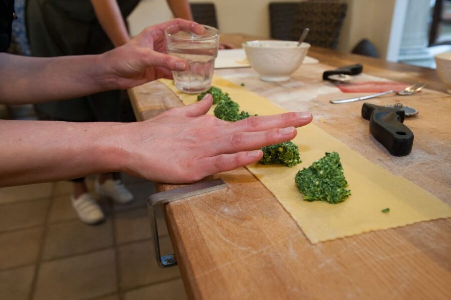 Florence: Authentic Pasta Making Class - Ravioli practice: the technique behind a good bite