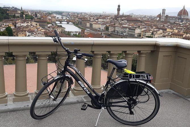Florence bike tour with Piazzale Michelangelo. - Why biking from the center makes more sense than walking