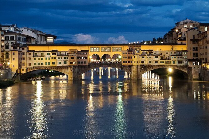 Florence by Night Photo Tour with a Professional Photographer - Bring your own camera or cellphone
