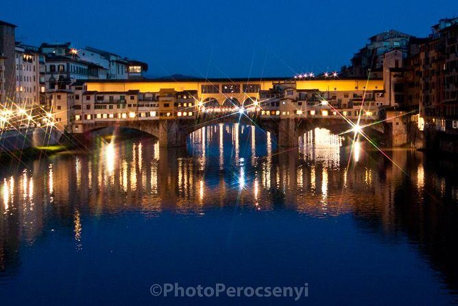 Florence by Night Photo Tour with a Professional Photographer - Pace, physical comfort, and night logistics