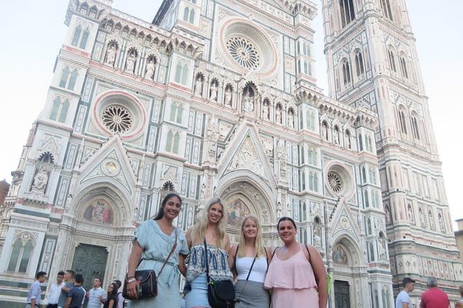 Florence by night with aperitivo - Florence by Night: Why This Route Feels Better Than a Daytime Stroll