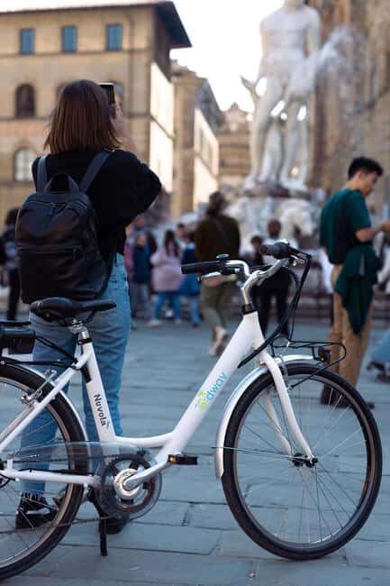 Florence: Chianti E-Bike Tour with Wine Tasting and Lunch - 3 Hours in the Chianti Hills: Dirt Paths, Paved Bits, Real Views