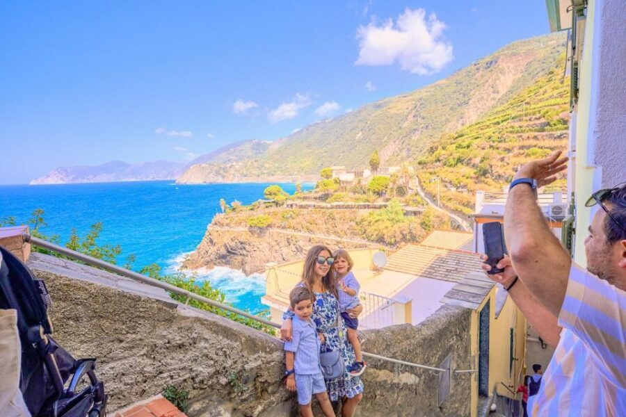 Florence: Cinque Terre Private Day-Trip - What the driver can and can’t do (and how to plan around it)
