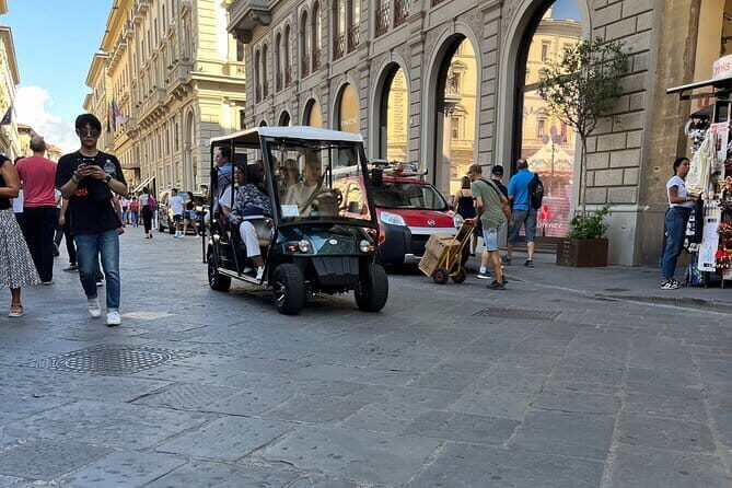 Florence City Center Exclusive Guided Tour w/ Accademia & David - Piazza della Repubblica: A Square That Shows City Change