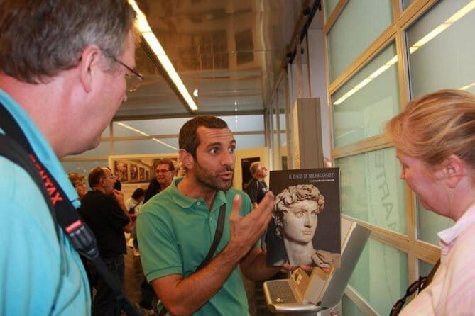 Florence City Tour & David - Skip-the-line David at Galleria dell’Accademia (and why timing matters)