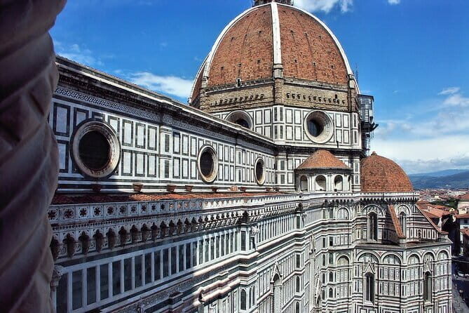 Florence: Combo guided tour, City, Uffizi, Accademia and David - Price and value: what $167.10 buys you in real time