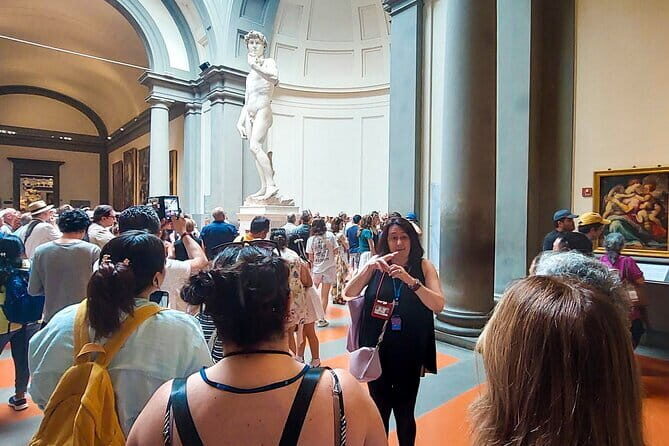 Florence: Combo guided tour, City, Uffizi, Accademia and David - The 9:45 start: a guided walk through Florence’s landmark center