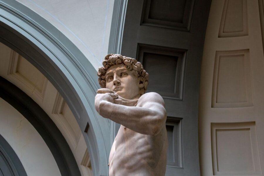 Florence: David, Pitti Palace, & Gardens Combination Tickets - Pitti Palace: Medici power, royal transitions, and rooms that feel theatrical
