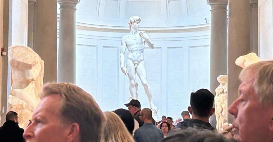 Florence: David's Accademia timed Ticket with Audio APP - Where to Meet in Florence (Via Ricasoli): Easy to Find