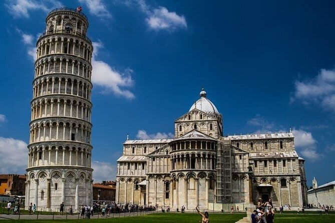 Florence Day Tour: Explore Pisa, Siena & San Gimignano with Lunch - Key things to know before you go