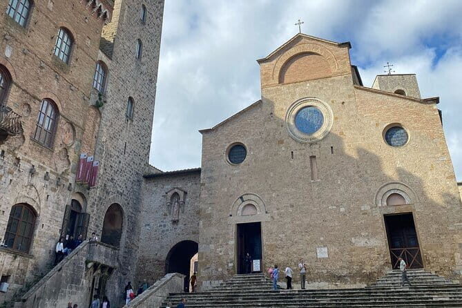 Florence: Day Trip with Free Time in San Gimignano and Siena - San Gimignano: 2.5 Hours to Work Your Way Through Tower Views