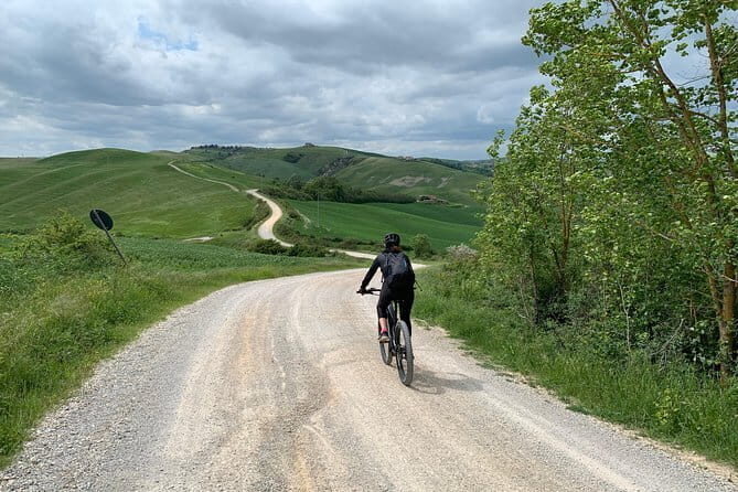 Florence: Day Trip with Free Time in San Gimignano and Siena - Price and Value: Is $72.41 Worth It?