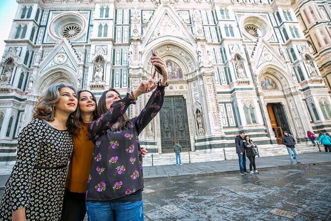 Florence Dome Climb & Private Guided Sightseeing Walking Tour with Hotel Pickup - Key things to know before you go