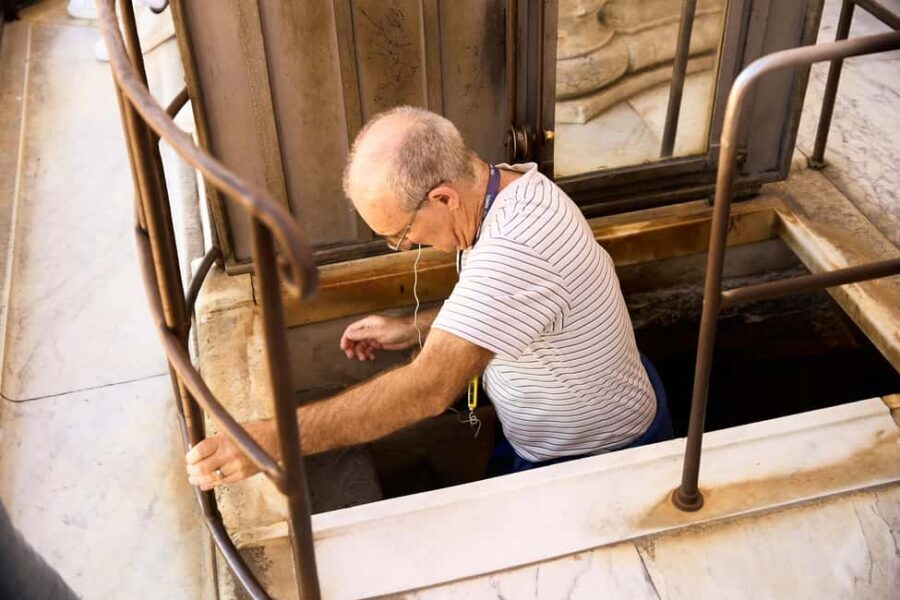 Florence: Duomo Dawn Entry with Key Holder & Dome Climb Tour - Key highlights worth waking up for