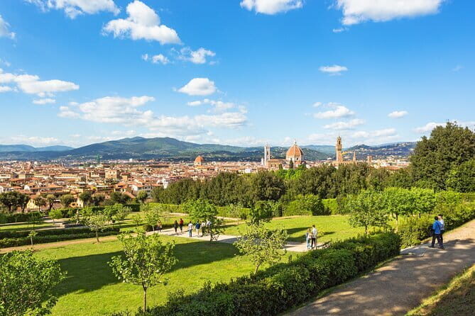 Florence Duomo Skip the Line Exclusive Guided Tour - Private guide vs max 8 group: what you gain (and what changes)