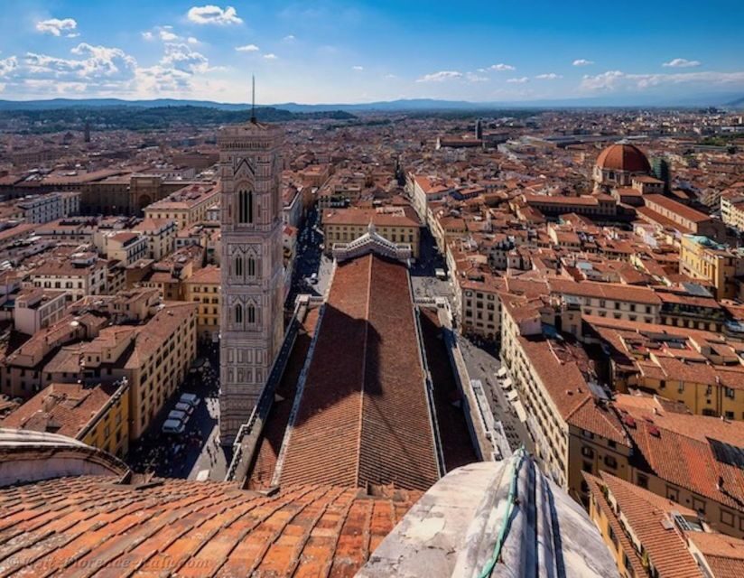 Florence Duomo Tour with Skip-the-Line Ticket to the Dome - Frescoes up close: seeing 3600 square metres like an art lesson