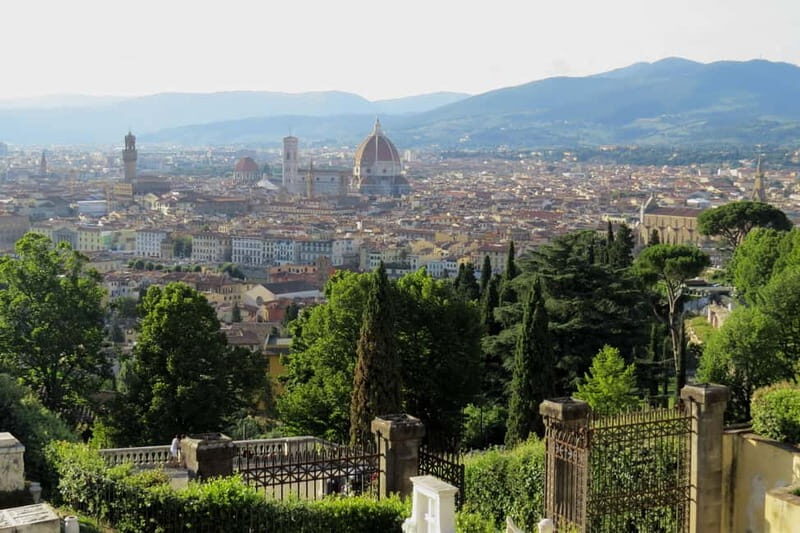 Florence: E-Vespa Rental with Smartphone Tour and Tasting - Key points to know before you go