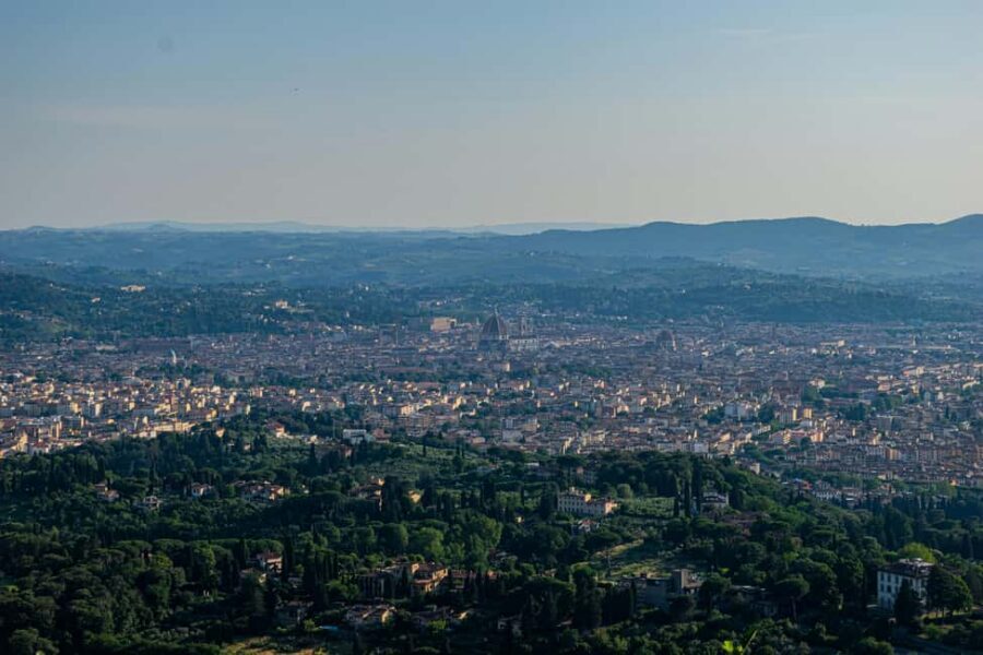 Florence: E-Vespa Rental with Smartphone Tour and Tasting - Safety, licenses, and the stuff you need before you start