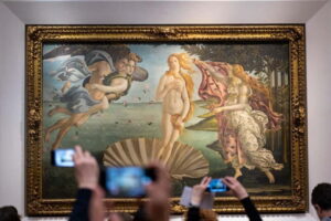 Florence: Exclusive Uffizi Semi-Private Tour, Max 6 People - Starting at Piazza della Signoria (and Why That First Walk Matters)