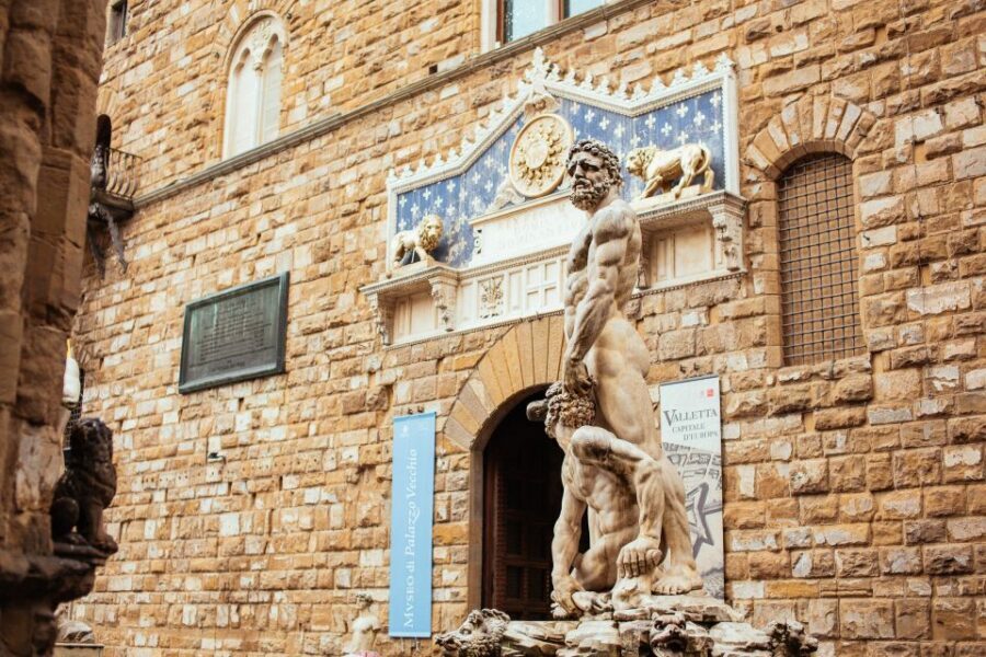 Florence: Family-Friendly Private Tour - Gelato and paper crafts: the break that keeps the tour moving