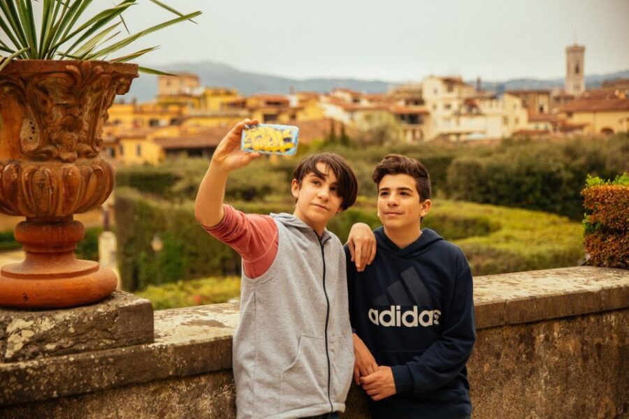 Florence: Family-Friendly Private Tour - Piazza della Signoria and the long look toward Ponte Vecchio