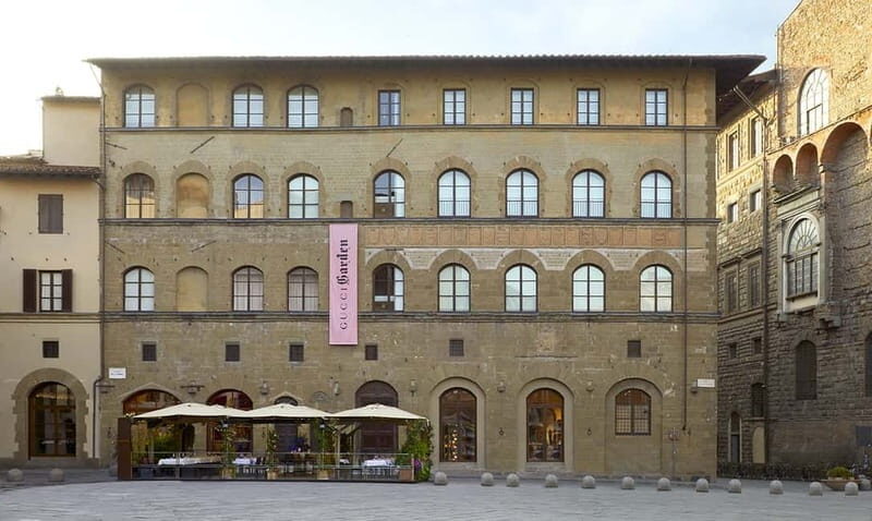 Florence: Fashion History Guided Walking Tour & Museum Visit - Inside the Ferragamo museum: craft details you can actually see