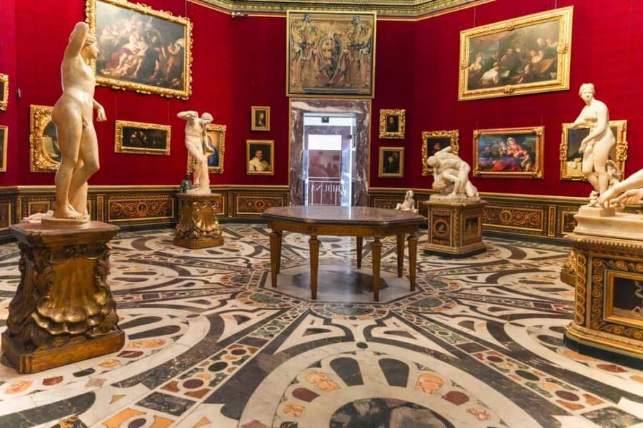 Florence: Fast Track Uffizi Gallery Guided Tour - Uffizi fast-track: what you save (and what you don’t)