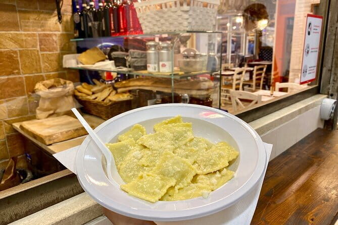 Florence Food Tour: Home-Made Pasta, Truffle, Cantucci, Olive Oil, Gelato - Key Things You’ll Notice on This Florence Food Tour