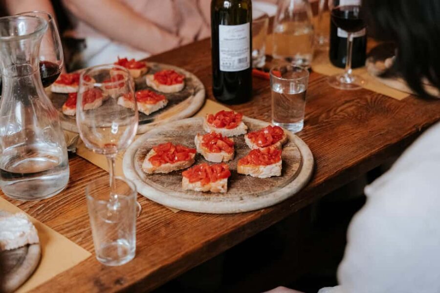 Florence: Food & Wine Tour in Oltrarno Neighborhood - Stop 2: BABAE and a quick Prosecco pit stop