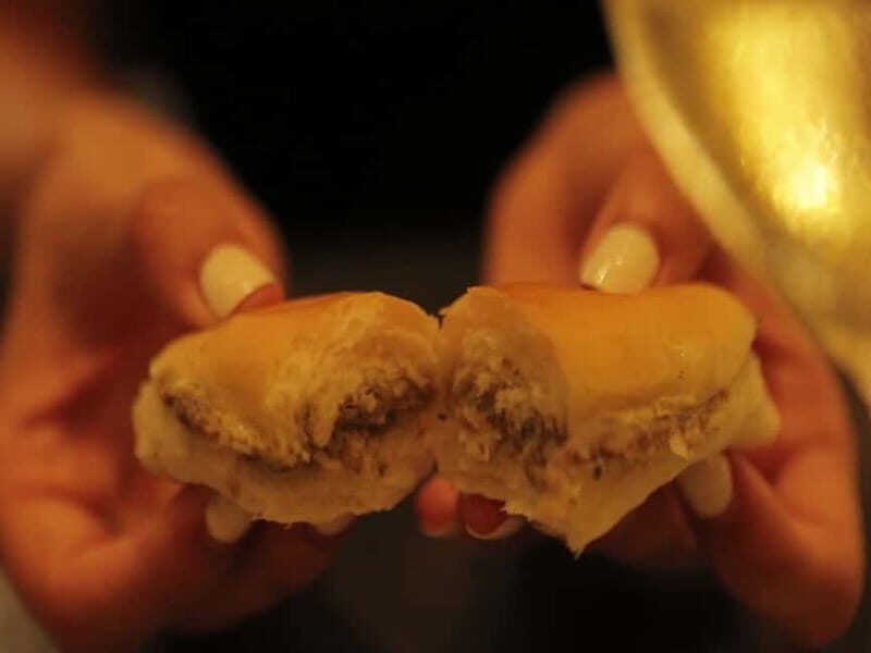 Florence Foodies Tour: Savor Tuscan Flavors & Fine Wine - Enoteca tasting: fettunta and olive oil with two glasses of wine