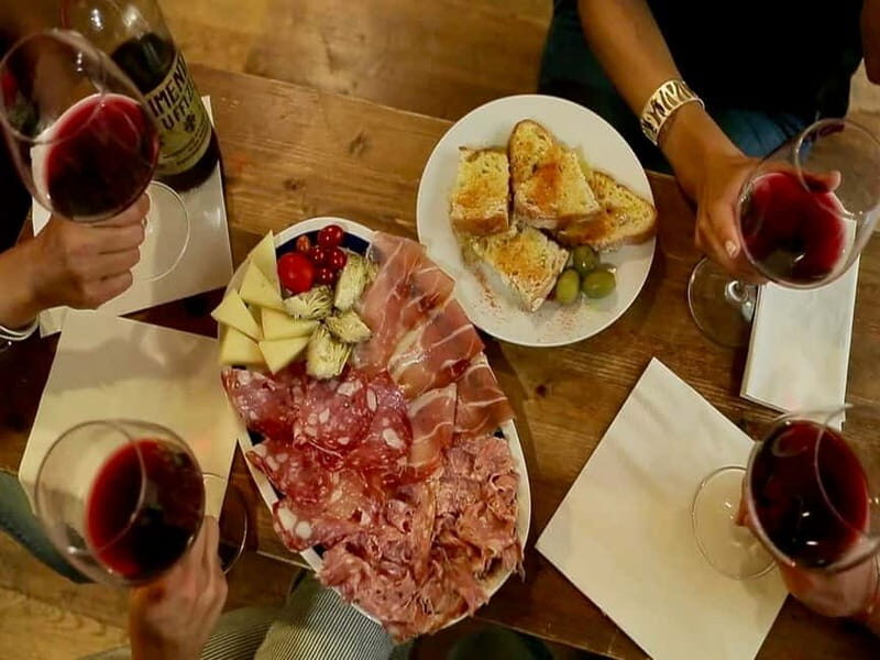 Florence Foodies Tour: Savor Tuscan Flavors & Fine Wine - The walking portion: short distance, real street surfaces