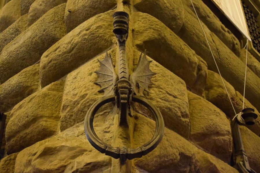 Florence Footsteps: Unveiling the Treasures of the Medicis - Starting at Uffizi Gallery Gate 3: a smart place to meet