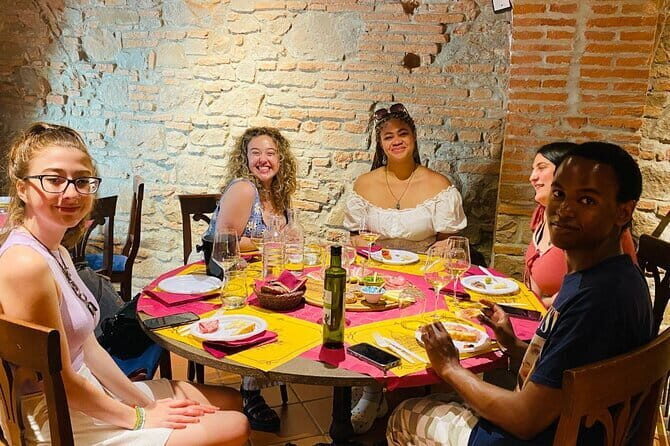 Florence for Wine Lovers: Guided Tasting and Culinary Pairing - The Pairing Game: Chianti Meets Olives, Bruschetta, and Cured Meats