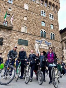 Florence: Guided Bike Tour to Discover the Secrets - Start point: Via della Pergola and what the first minutes feel like