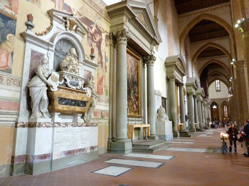 Florence: Guided Walking Tour with Entry to Santa Croce - Palazzo Vecchio and Michelangelo’s David: seeing the point in the place