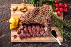 Florence: Guided Walking Tour with Fiorentina Steak Dinner - Getting started: Eataly meeting point in the heart of the city
