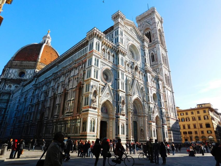 Florence: Guided Walking Tour with Fiorentina Steak Dinner - Guide quality and group format: what to look for