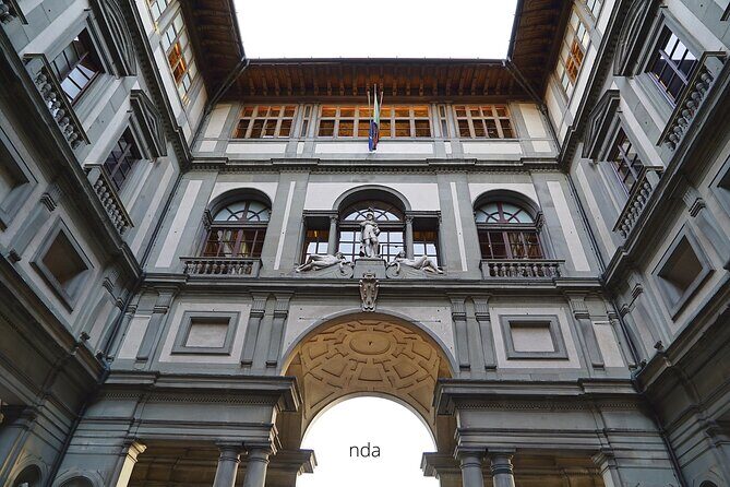 Florence Highlights Self guided scavenger hunt and Walking Tour - The app hunt itself: how the clues shape the walk