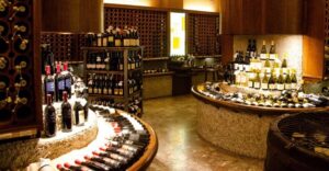 Florence: History Walking Tour with Wine Tasting - Where You Meet and How the Route Flows Past Florence Icons