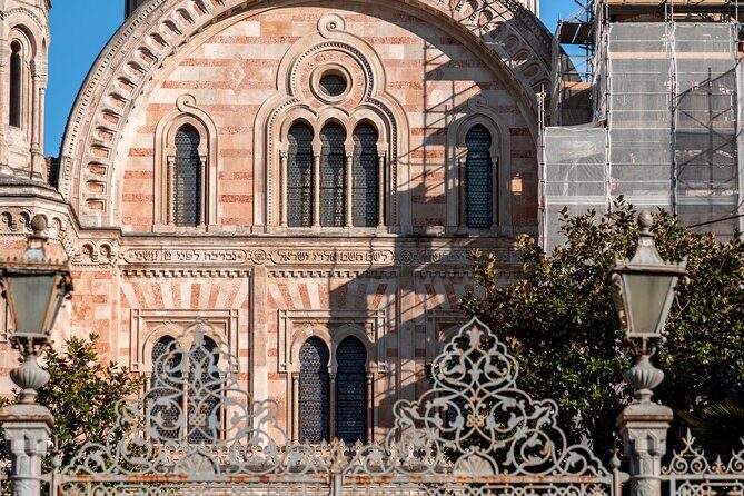 Florence Jewish Quarter History Private Walking Tour - Florence Cathedral and Santa Croce: spotting Jewish marks in plain sight