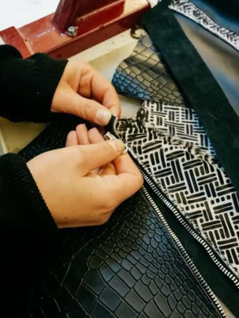 Florence: Leather Wallet-Making Workshop with Coffee - Key highlights you’ll care about
