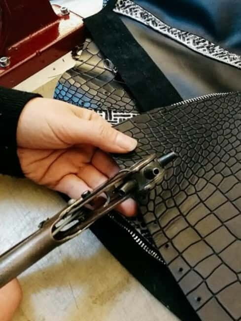 Florence: Leather Wallet-Making Workshop with Coffee - What you’ll make: a custom leather wallet you actually want
