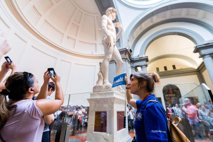 Florence: Michelangelo's David & Accademia Guided Tour - Priority access inside the Accademia Gallery