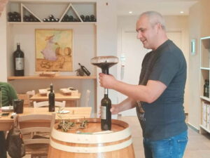 Florence: Montalcino, Montepulciano & Val d Orcia with lunch - Montalcino winery-farm: the Brunello tasting lunch centerpiece