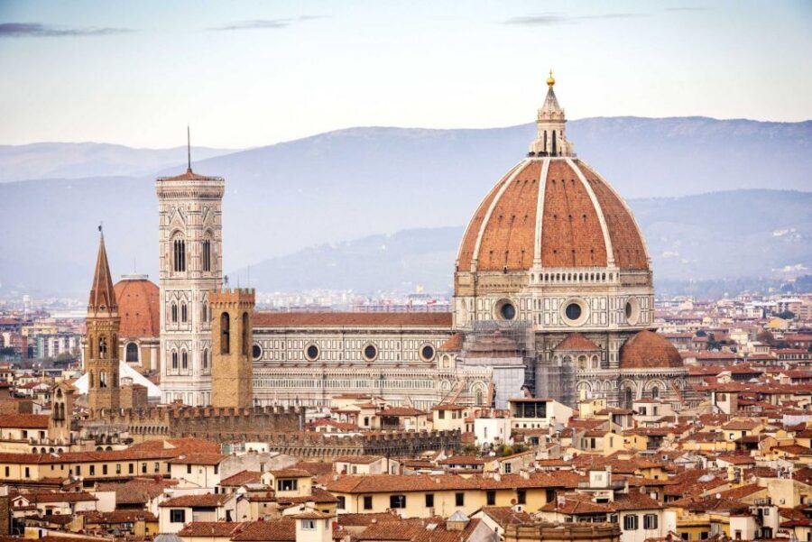 Florence: Old Town Family Tour with Optional Da Vinci Museum - Porcellino Boar, Luck, and Roman Myths: A Florence Legend Kids Remember