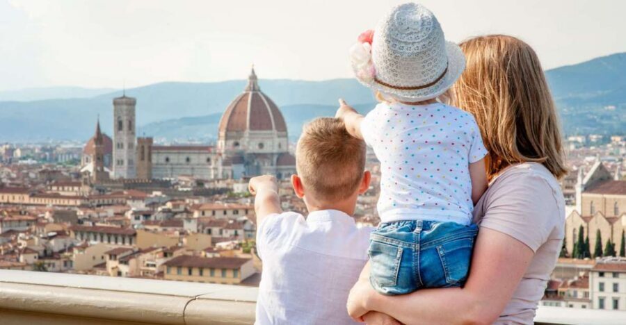 Florence: Old Town Family Tour with Optional Da Vinci Museum - Piazza della Signoria Highlights: Neptune’s Fountain and David’s Replica