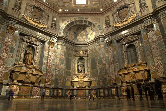 Florence Palazzo Vecchio: Exclusive Private Tour - The Medici Chapel: Lorenzo the Magnificent and the power of burial art