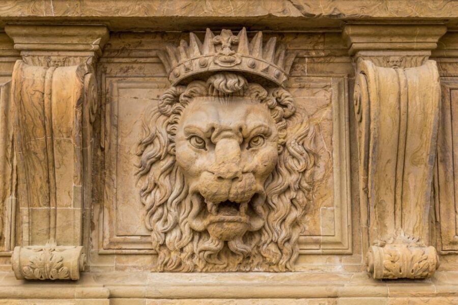 Florence: Pitti Palace Small Group Tour - The Guide Experience: Hearing Them Clearly Makes the Difference