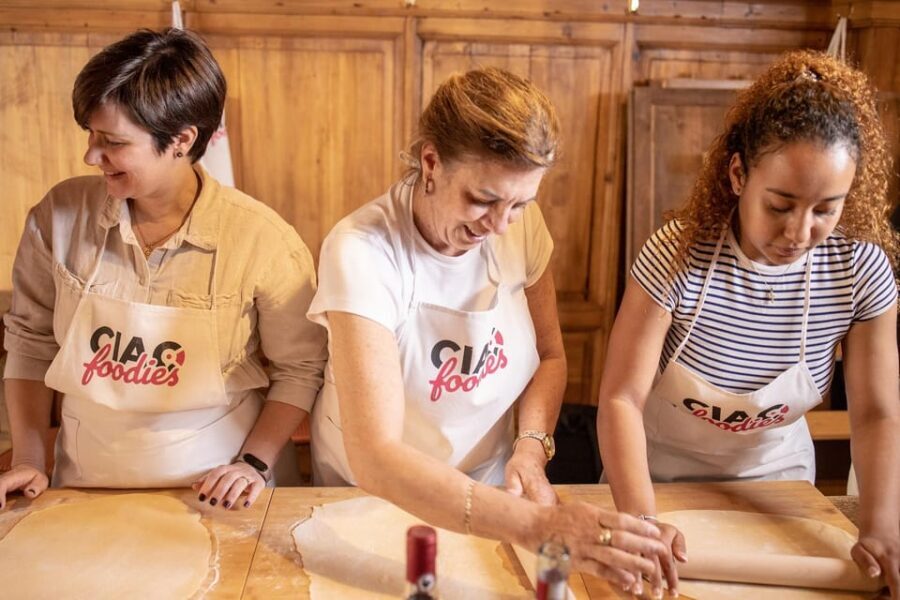 Florence: Pizza and Gelato Experience with Unlimited Wine - Key things to know before you go