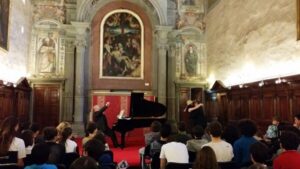 Florence: Pizza Dinner and Opera Arias Concert - The Opera-Arias Concert at Santa Monaca: The Real Show